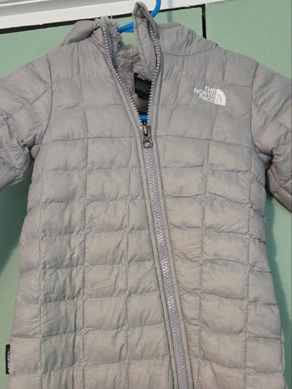 The North Face Light Gray Quilted Insulated One-Piece Snow Suit Kids 18 To 24m